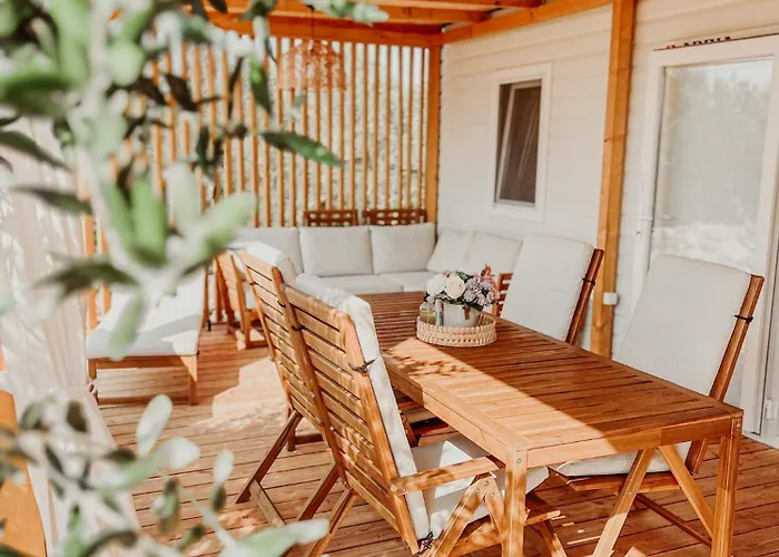 Diamond Coast Mobile Home